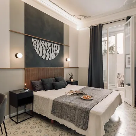 Halite - 2 Bedrooms, Terrace, And Balcony In Gracia Appartamento